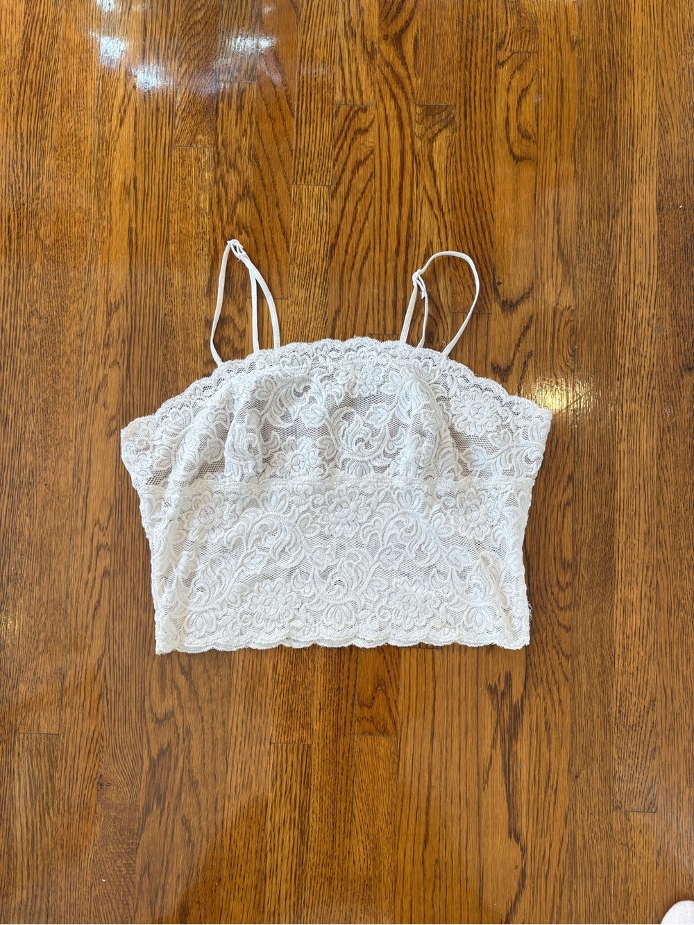 Hanky Panky Vintage Y2K White Lace Cropped Cami with Spaghetti Straps